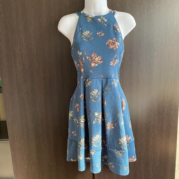 Blue Floral Open Back Flared Dress - Picture 1 of 5